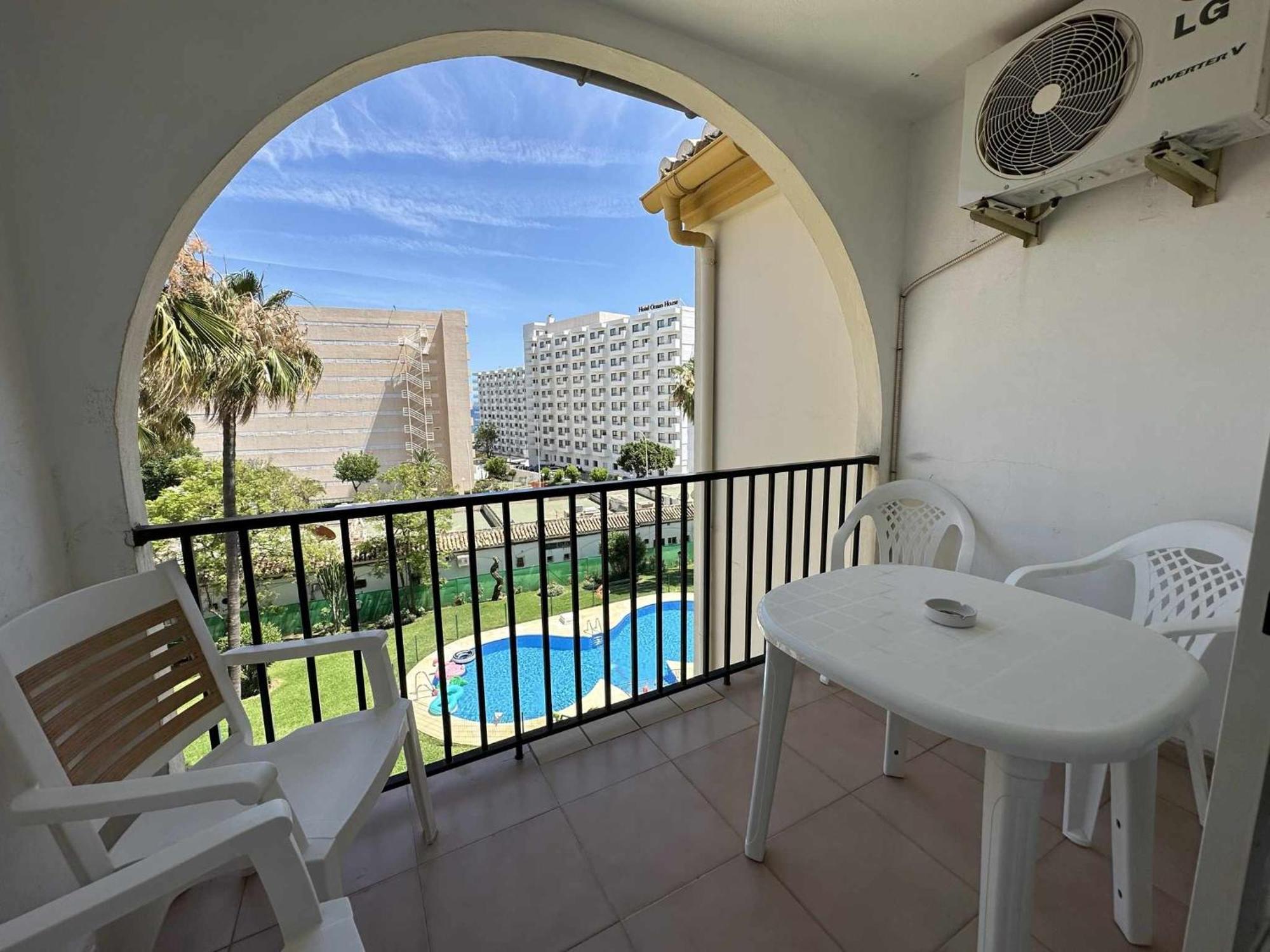 Apartamento La Carihuela A 2 Minutos De La Playa Torremolinos Esterno foto